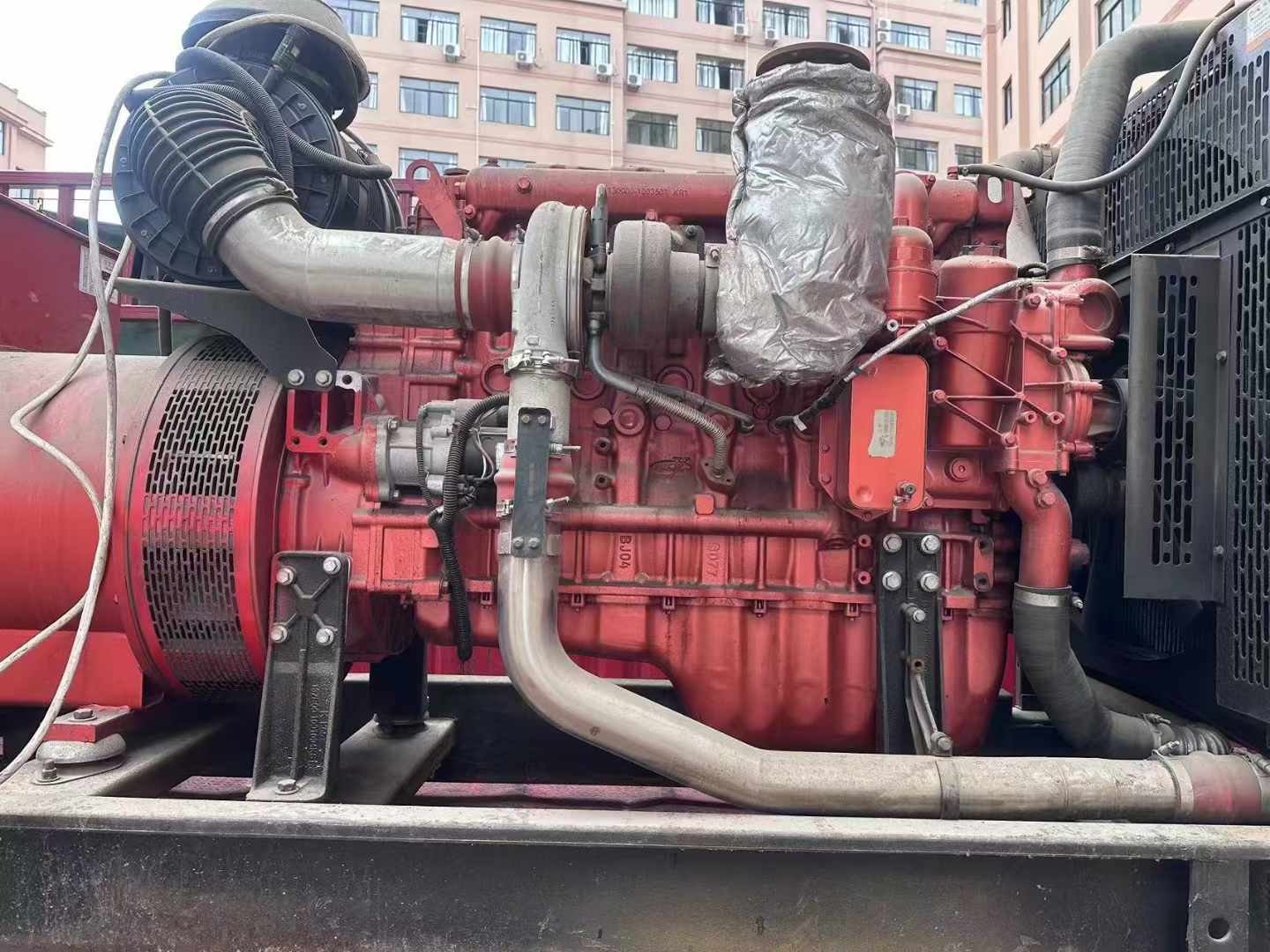 虹口如何选择适合 600kW 柴油发电机组的过载保护器？